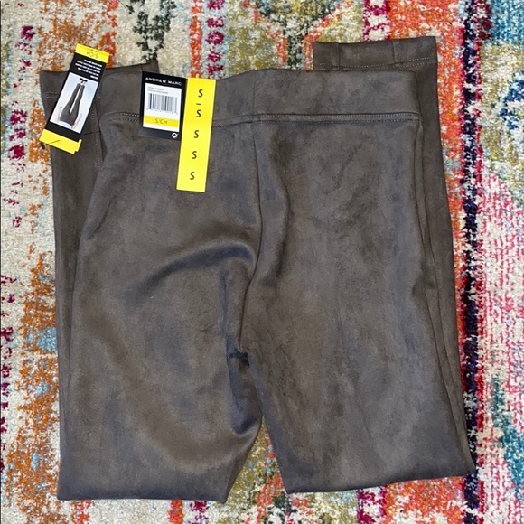 NWT Andrew Marc Suede Leggings - Picture 2 of 2